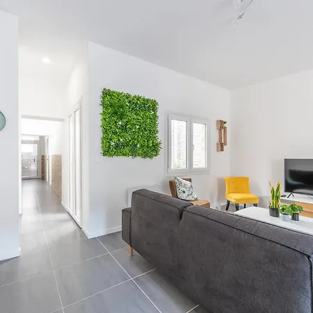 Spacieuse 6 Ch/12 Personnes/ 6 Sdb Wc Privee 빌라 *