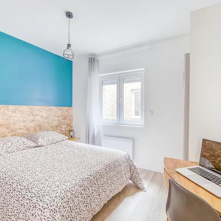 Spacieuse 6 Ch/12 Personnes/ 6 Sdb Wc Privee * 발랑시엔