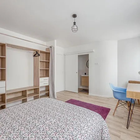 빌라 Spacieuse 6 Ch/12 Personnes/ 6 Sdb Wc Privee 발랑시엔