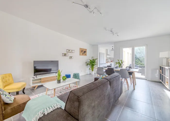 Spacieuse 6 Ch/12 Personnes/ 6 Sdb Wc Privée Villa *