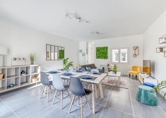 Villa Spacieuse 6 Ch/12 Personnes/ 6 Sdb Wc Privée *