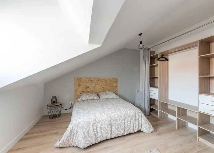 Villa Spacieuse 6 Ch/12 Personnes/ 6 Sdb Wc Privée Valenciennes