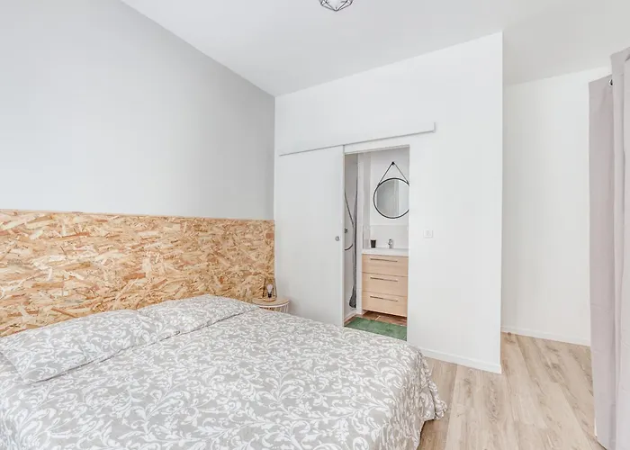 Villa Spacieuse 6 Ch/12 Personnes/ 6 Sdb Wc Privée *